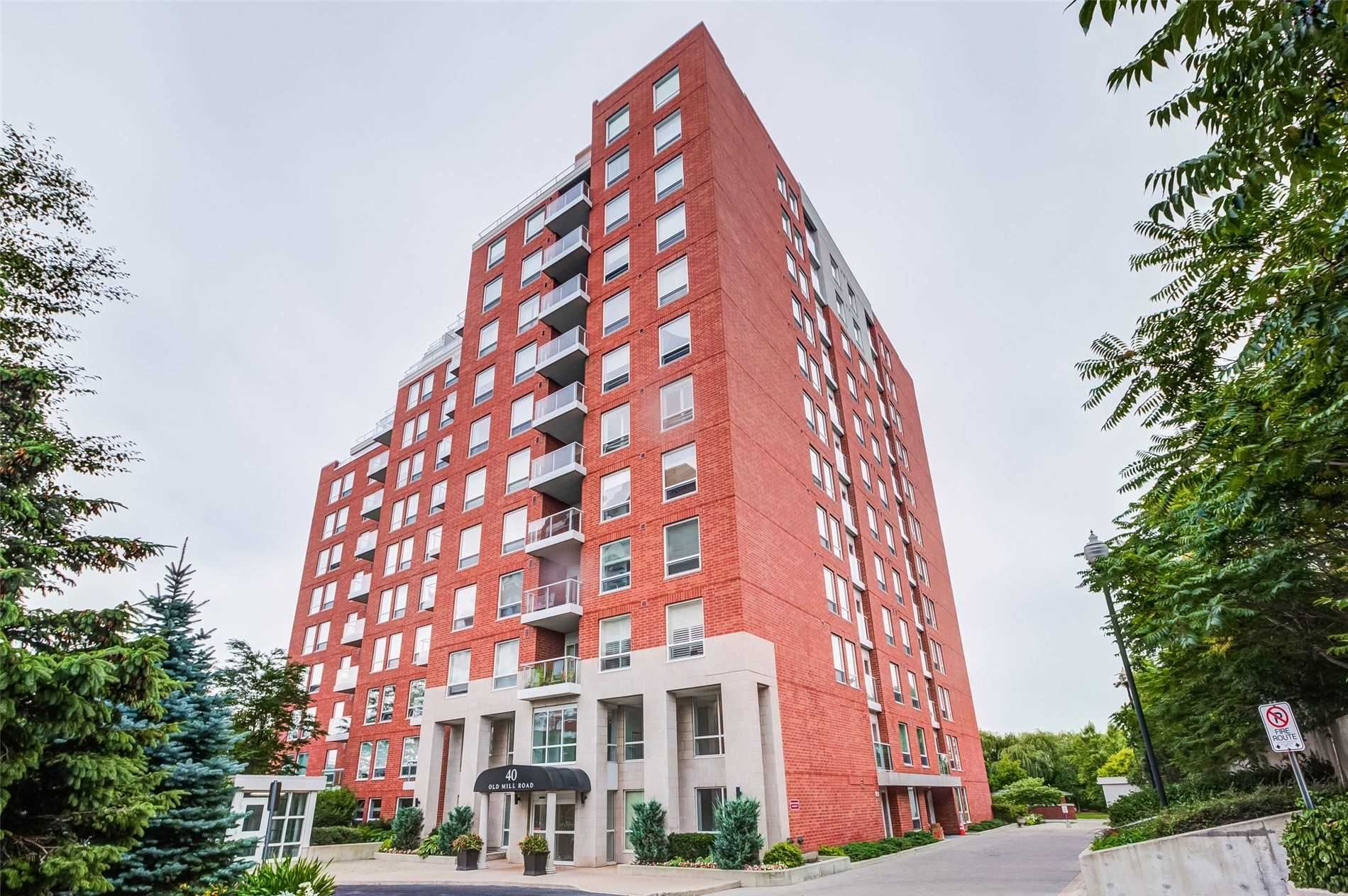 40 Old Mill Rd Oakridge Heights III Condos 1 Bed 1 Bath Unit